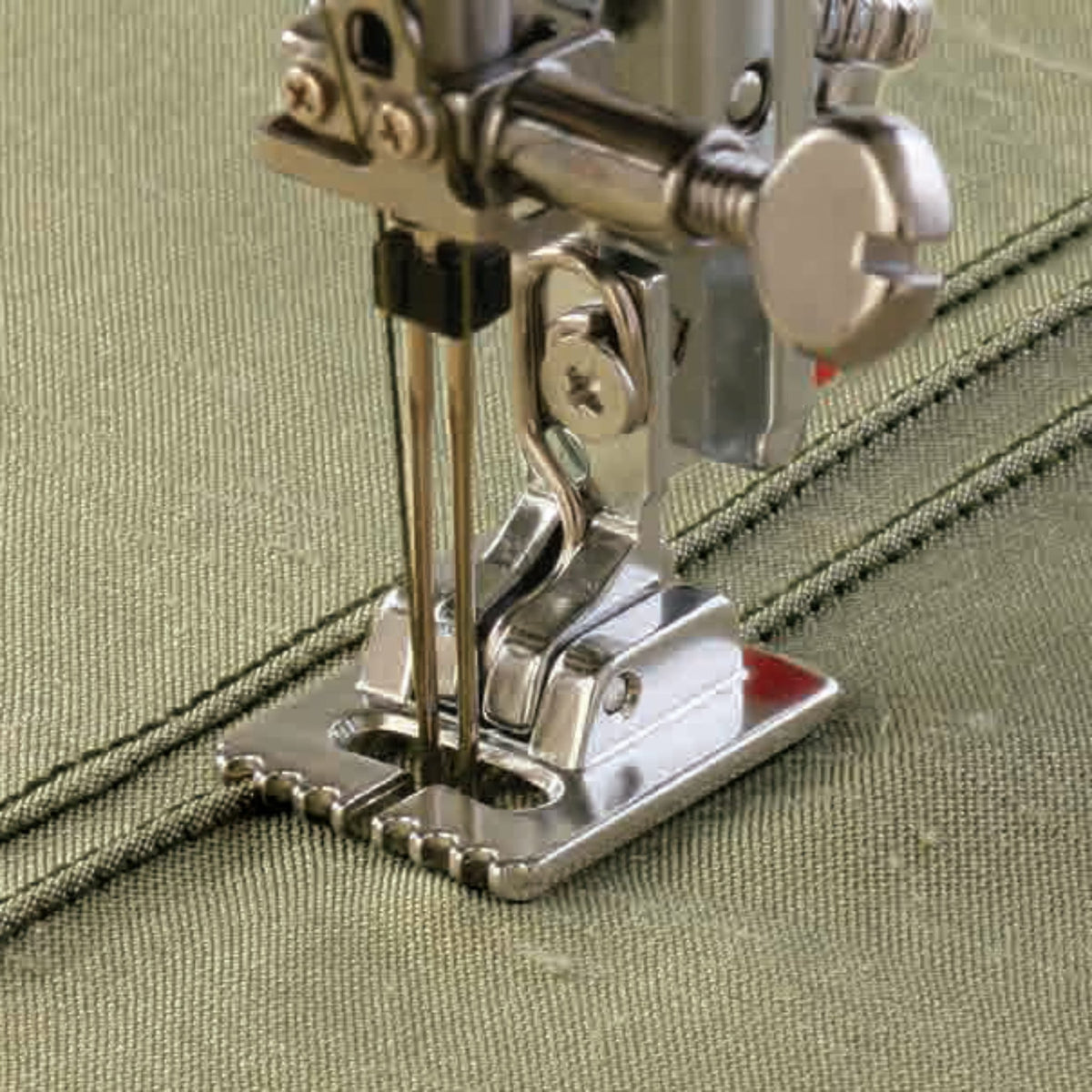 Pintuck foot narrow